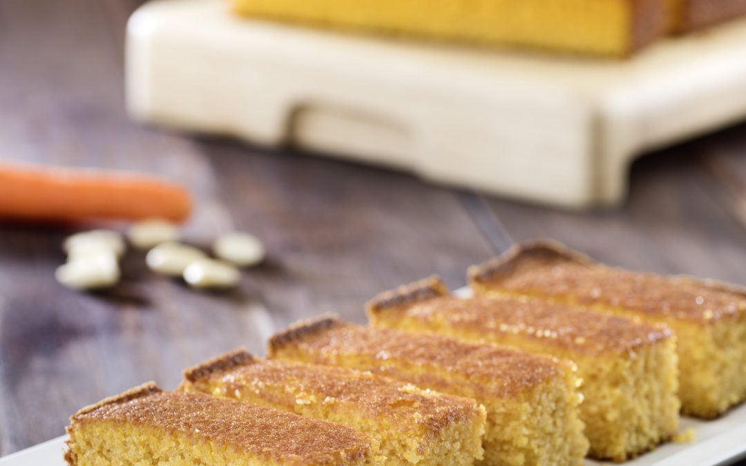 BIZCOCHO DE ZANAHORIA Y ALMENDRAS