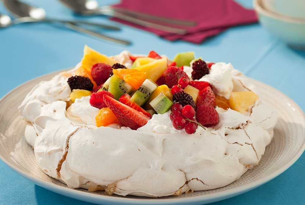 PAVLOVA CON FRUTAS